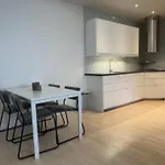 Nyrenoverat I Centrala Stockholm