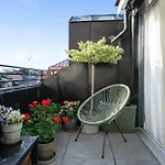 Luxury Top Floor Apartment Trendy Sodermalm