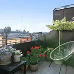 Luxury Top Floor Apartment Trendy Sodermalm