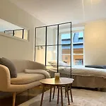 Luxury Studio In Old Town