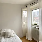 Central Chic Apartment In Central Stockholm