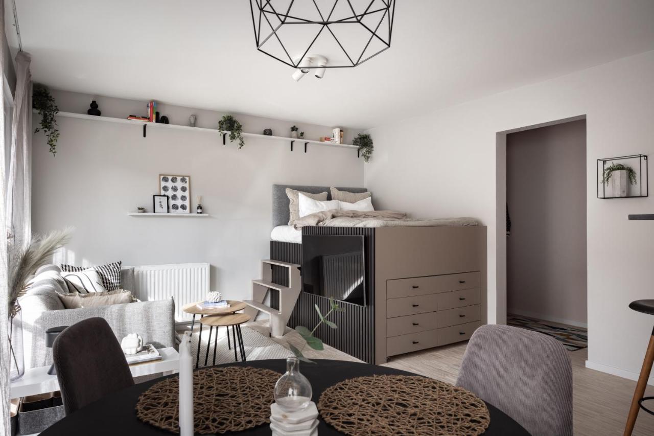 Peaceful Scandinavian Studio - 19mins From City Centre Lägenhet *