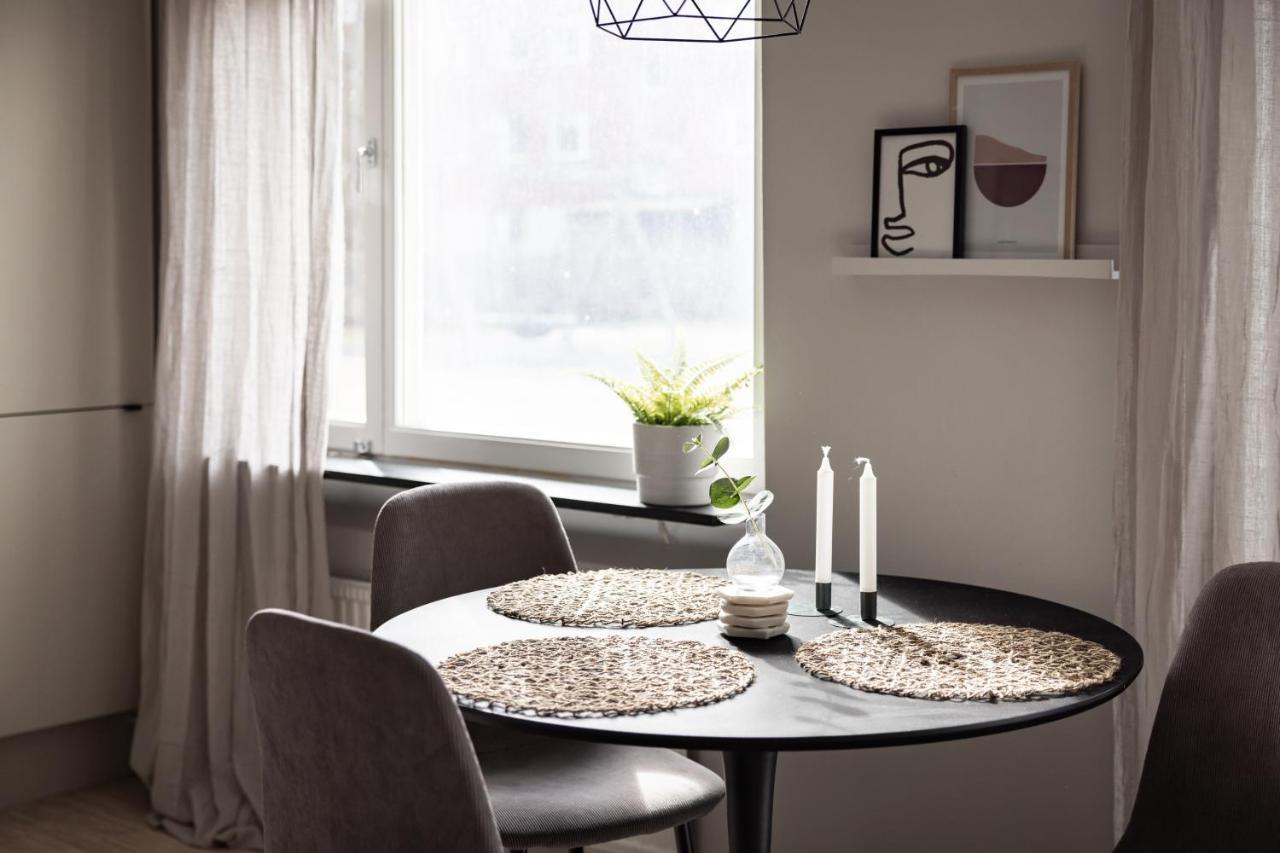 Peaceful Scandinavian Studio - 19mins From City Centre Lägenhet Stockholm