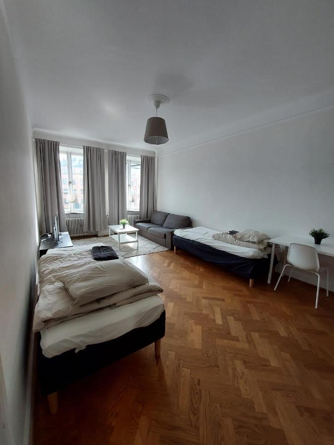 Apartment Sve123 *