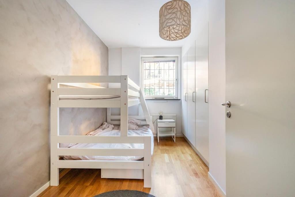 Lägenhet 100 Sqm In Stockholms Finest Area - Oestermalm *