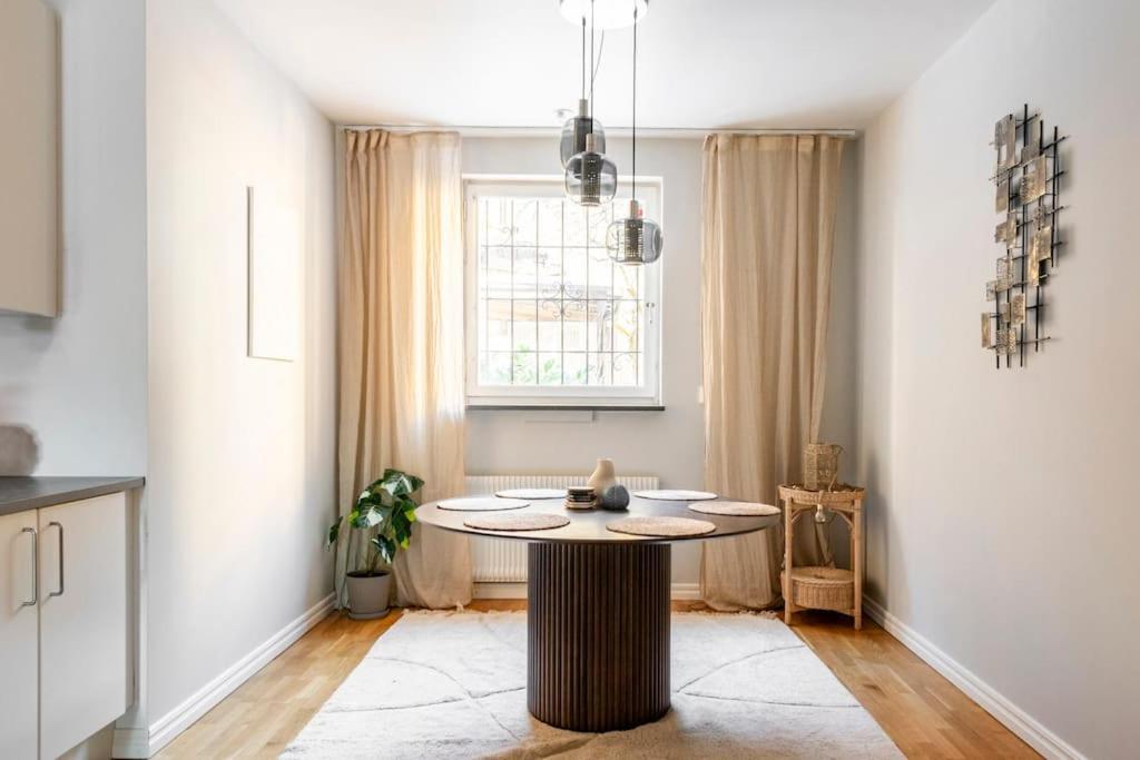 Lägenhet 100 Sqm In Stockholms Finest Area - Oestermalm Stockholm