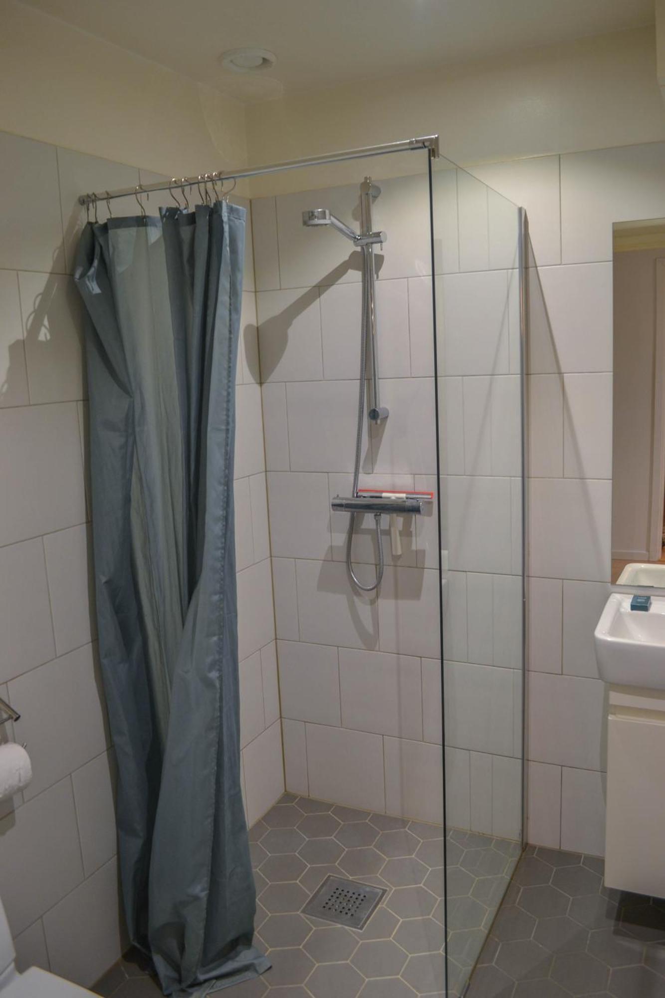 Apartment Modern In Bromma Easy Access To & Airport