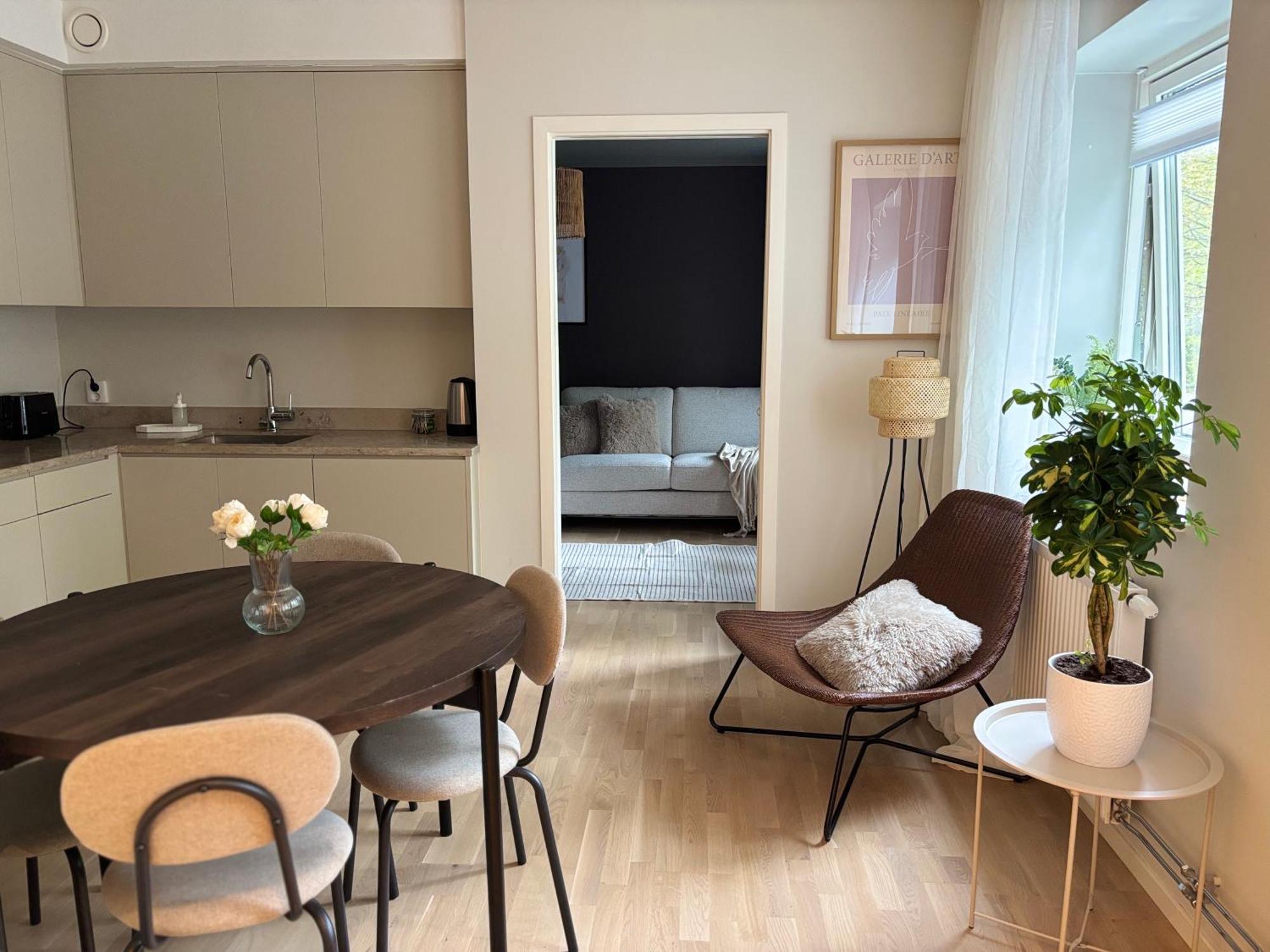 Stylish 1 Bedroom *