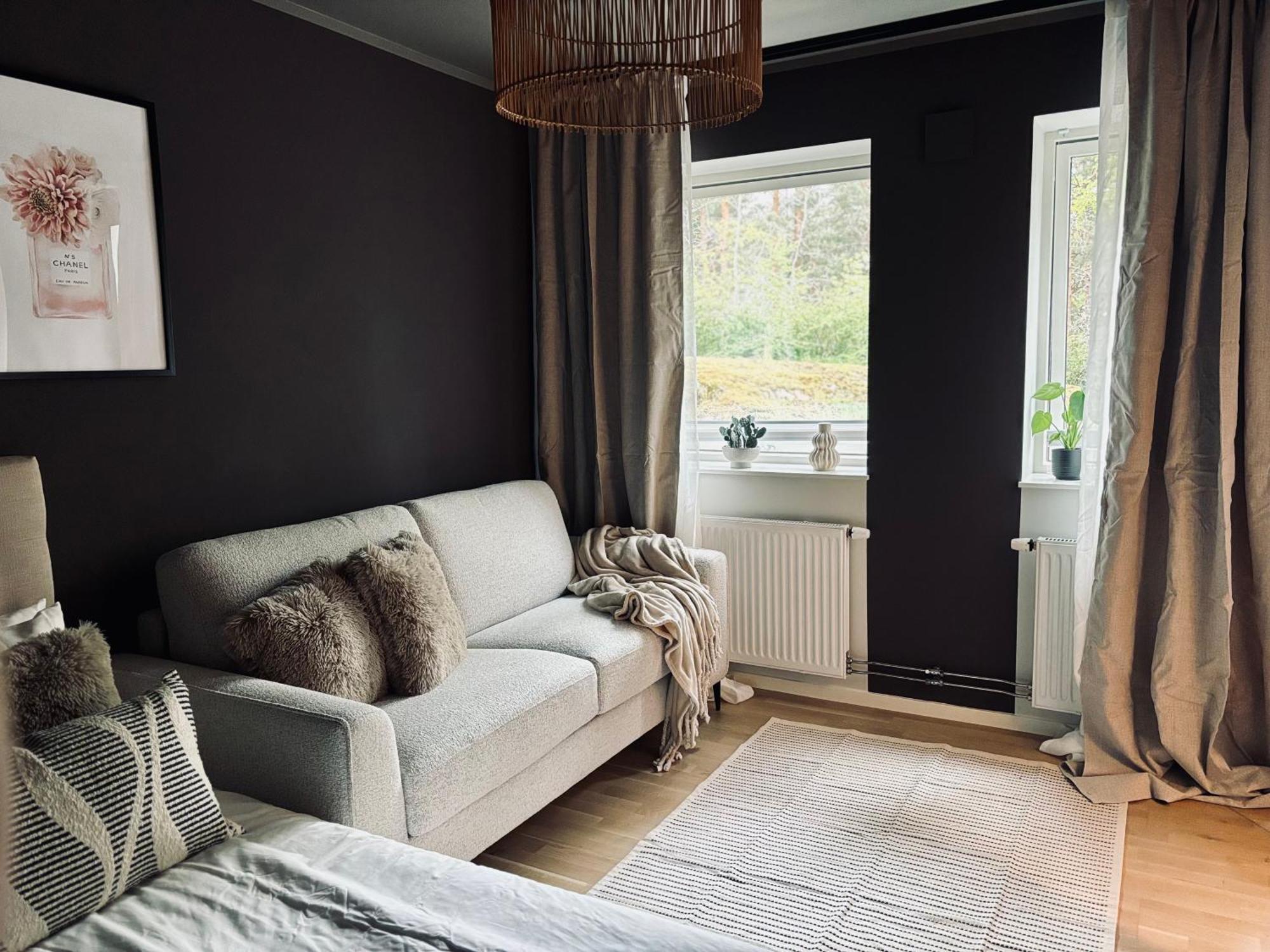 Stylish 1 Bedroom *