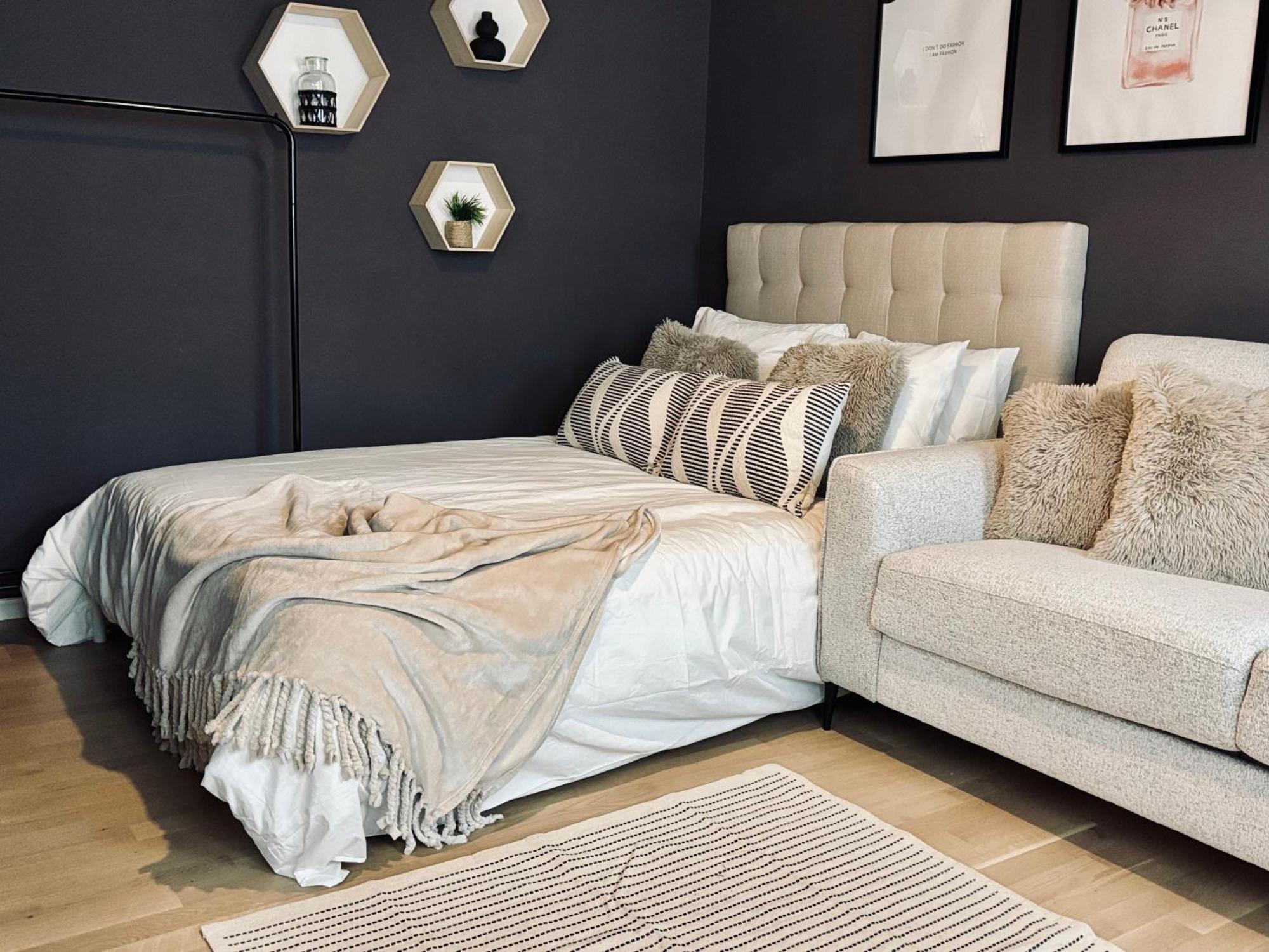 Apartment Stylish 1 Bedroom *