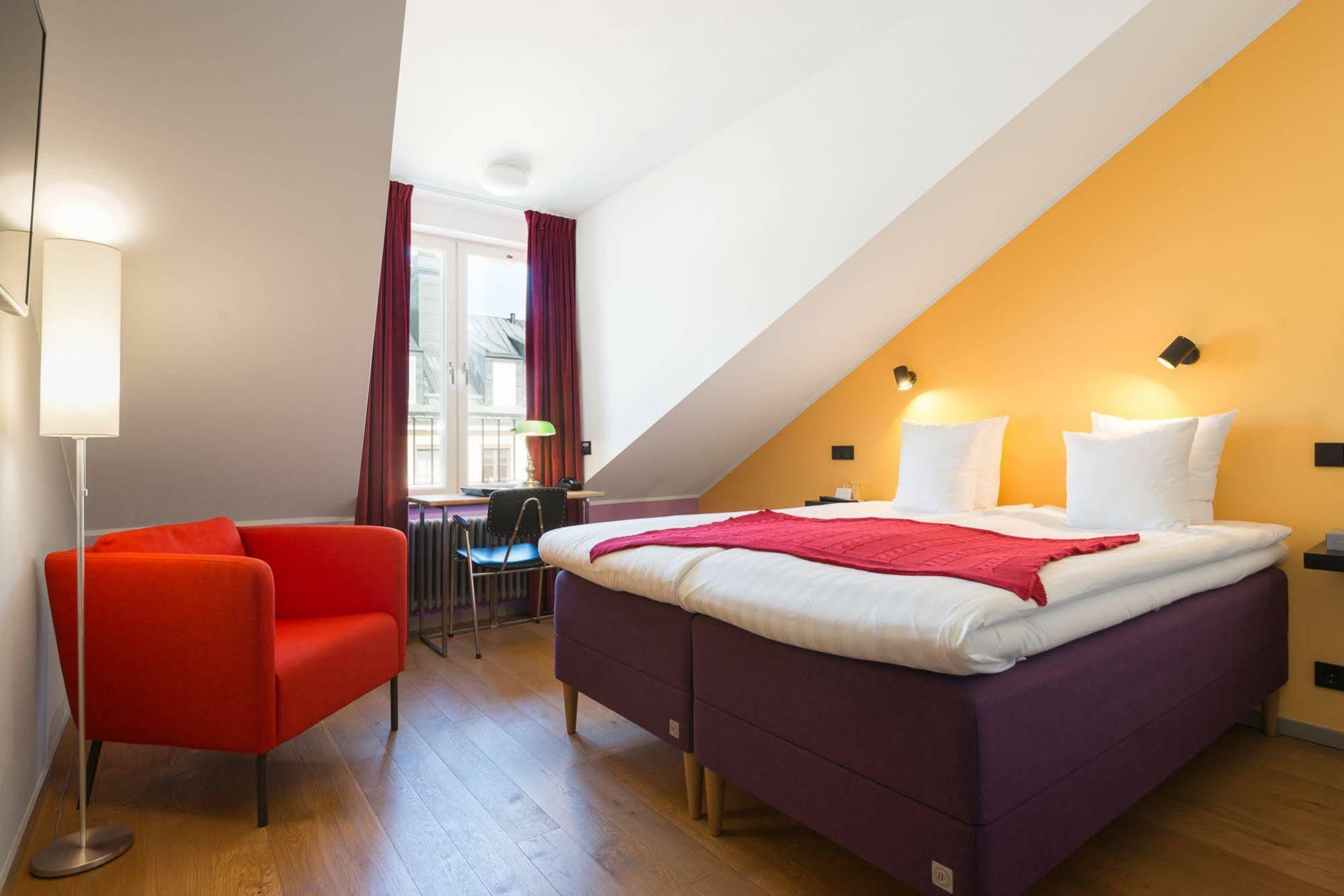 Hellstens Glashus Hotel