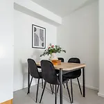 Modern Charm Stylish Studio In Sodermalm