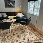 Laegenhet Med Egen Ingang