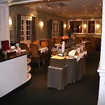 Alexandra Hotel