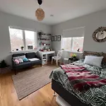Spacious House Close To Nature And Stockholm City.