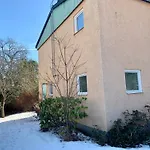 Cozy Small Apartment Just Outside Stockholm