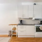 100 Sqm Apartment In Stockholms Finest Area - Oestermalm