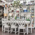 Elegant Oestermalm Loft