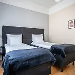 Queen\'S Hotel By First Hotels