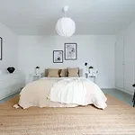 Affordable 2Br In Eclectic Sofo - Construction Work