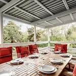 Modern 3Br Home Close To City