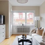 One Room Apartment At Sodermalm