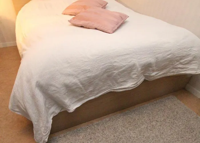 Northern Stockholm City Homestay