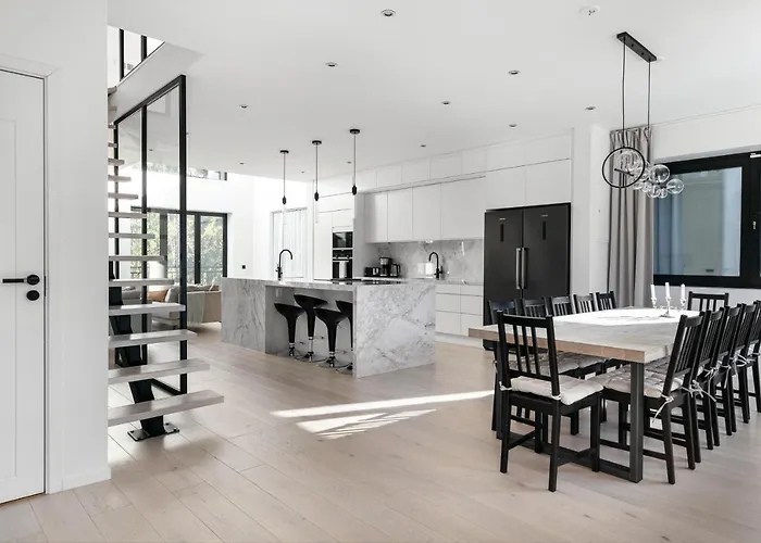 Stylish And Spacious Family Home