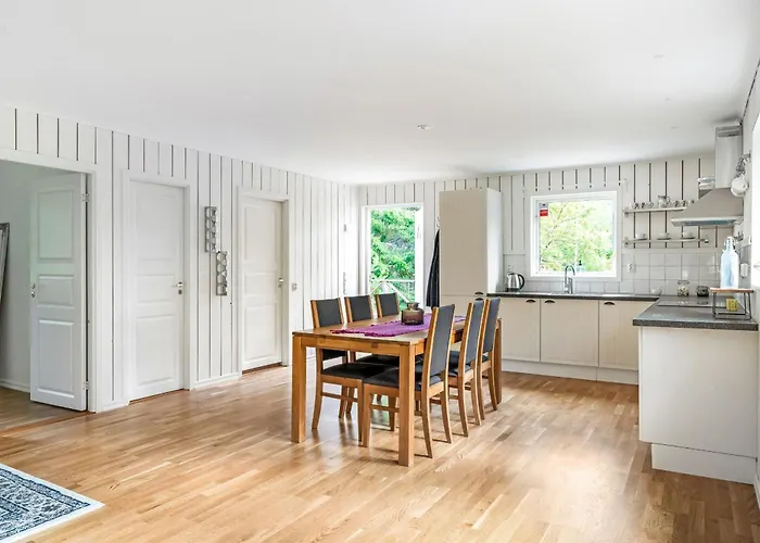 Cottage In Stockholm
