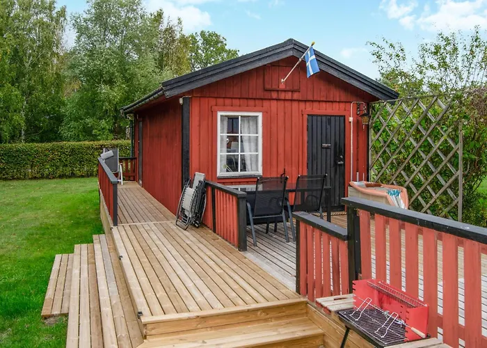 2 Bedroom Stunning Home In Stockholm