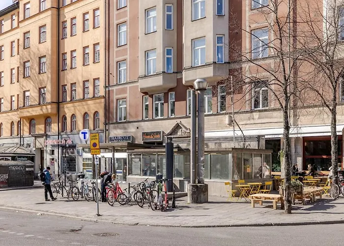 Stockholm Like A Local