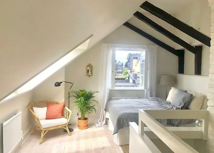 Charming Penthouse In Central Old Town