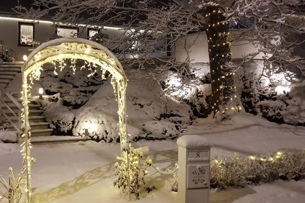 Cozy With Garden