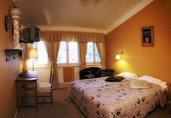 Hostel Colonial *