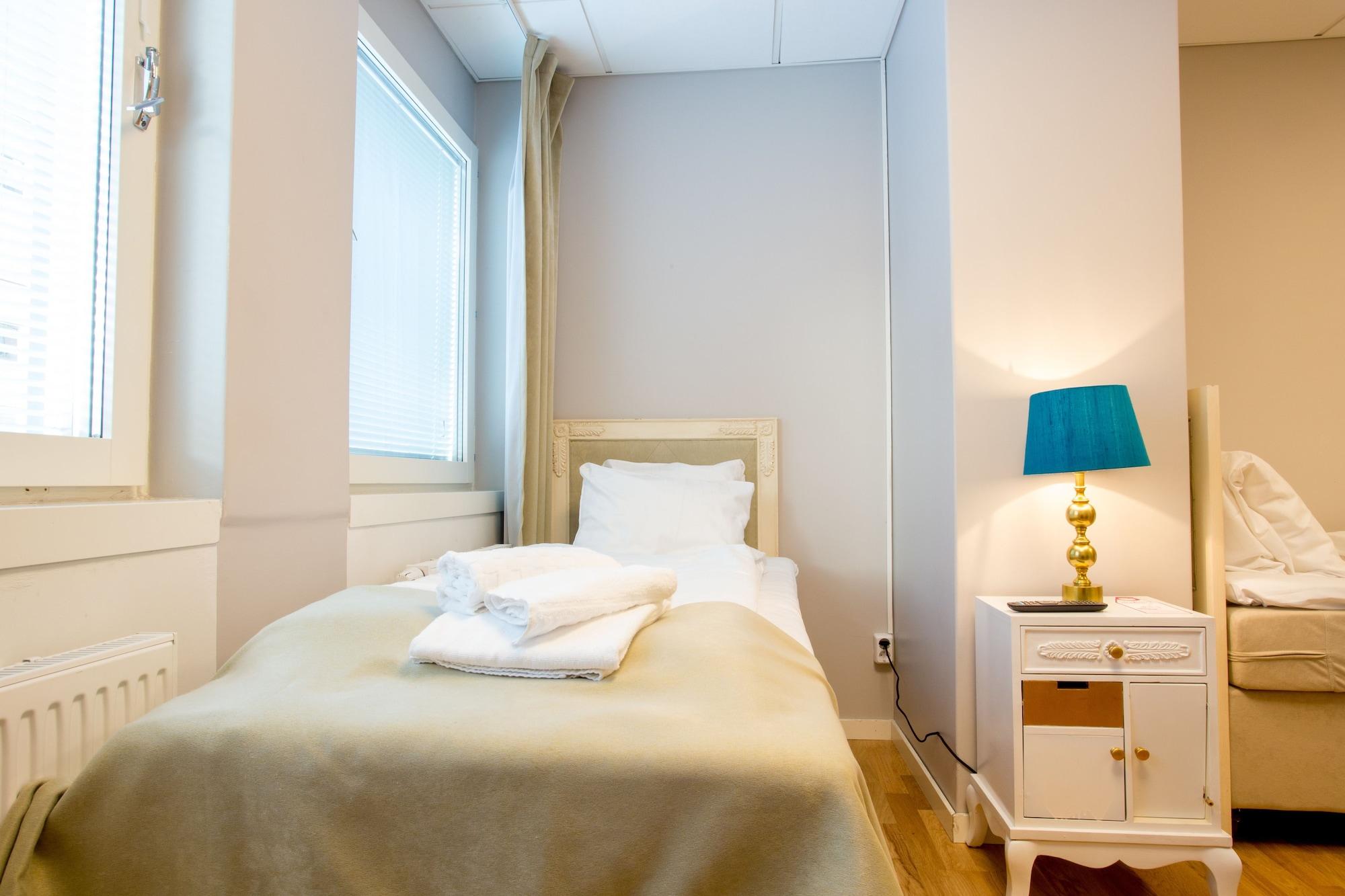 Point Hotel 3*