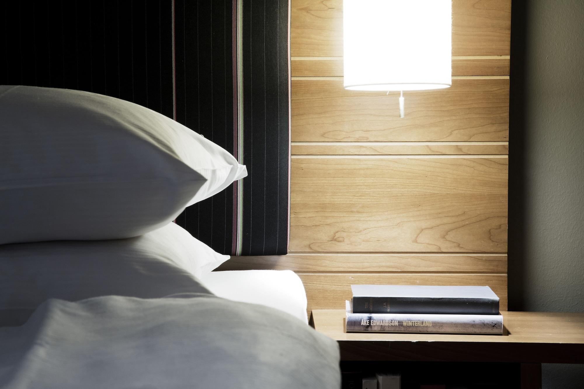 Hotel Mornington 4*