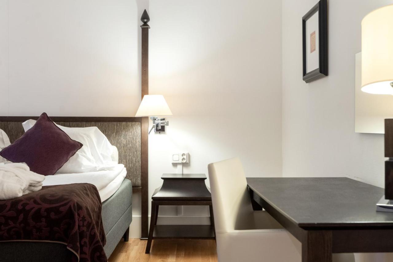Hotell Elite Arcadia 4*