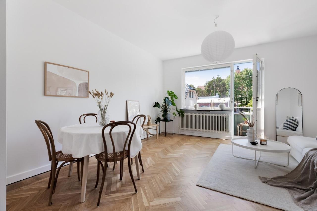 Fin Lagenhet 400m Fran Alvik Tunnelbanan Apartment Stockholm