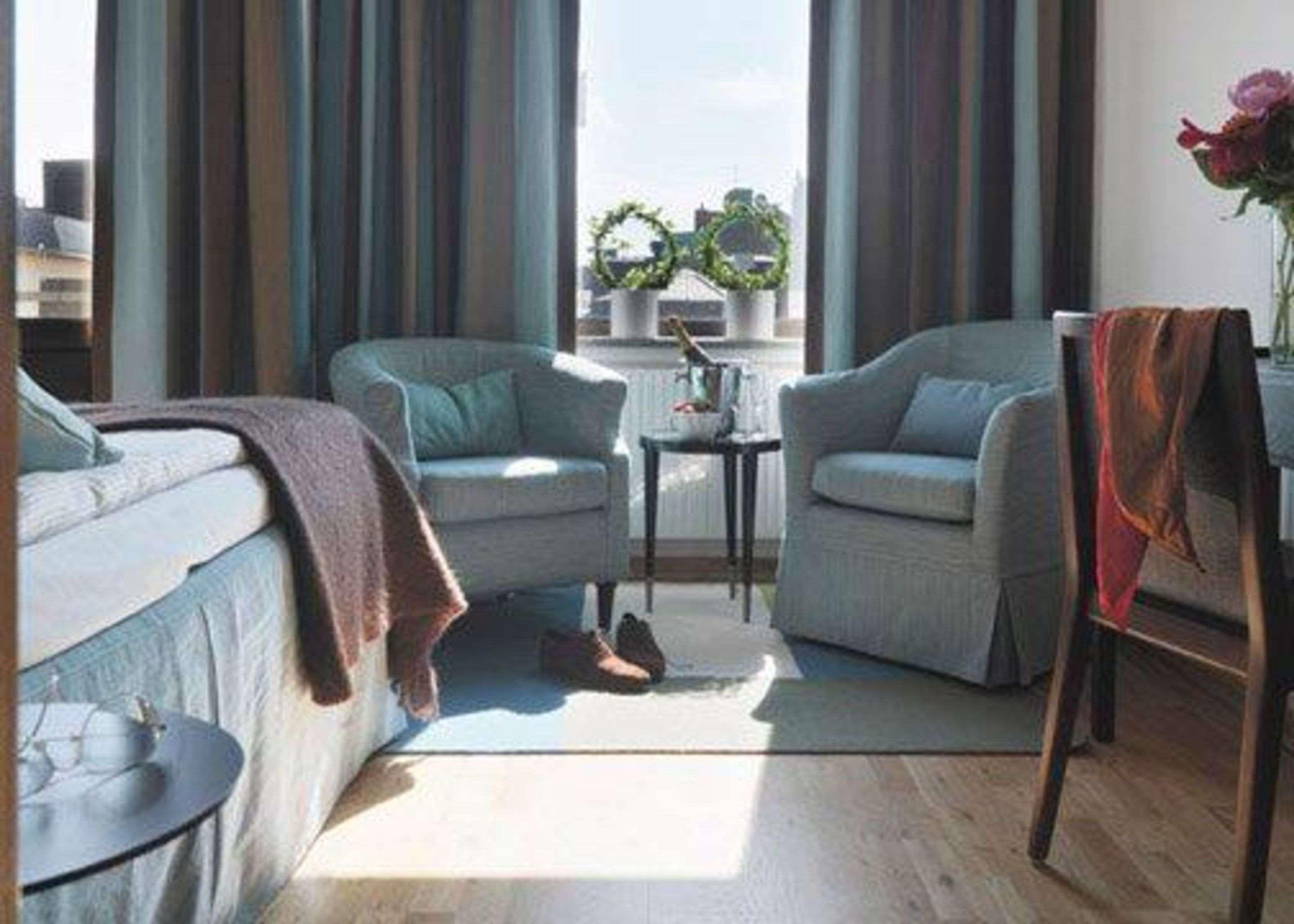 Hotel Wellington 4*