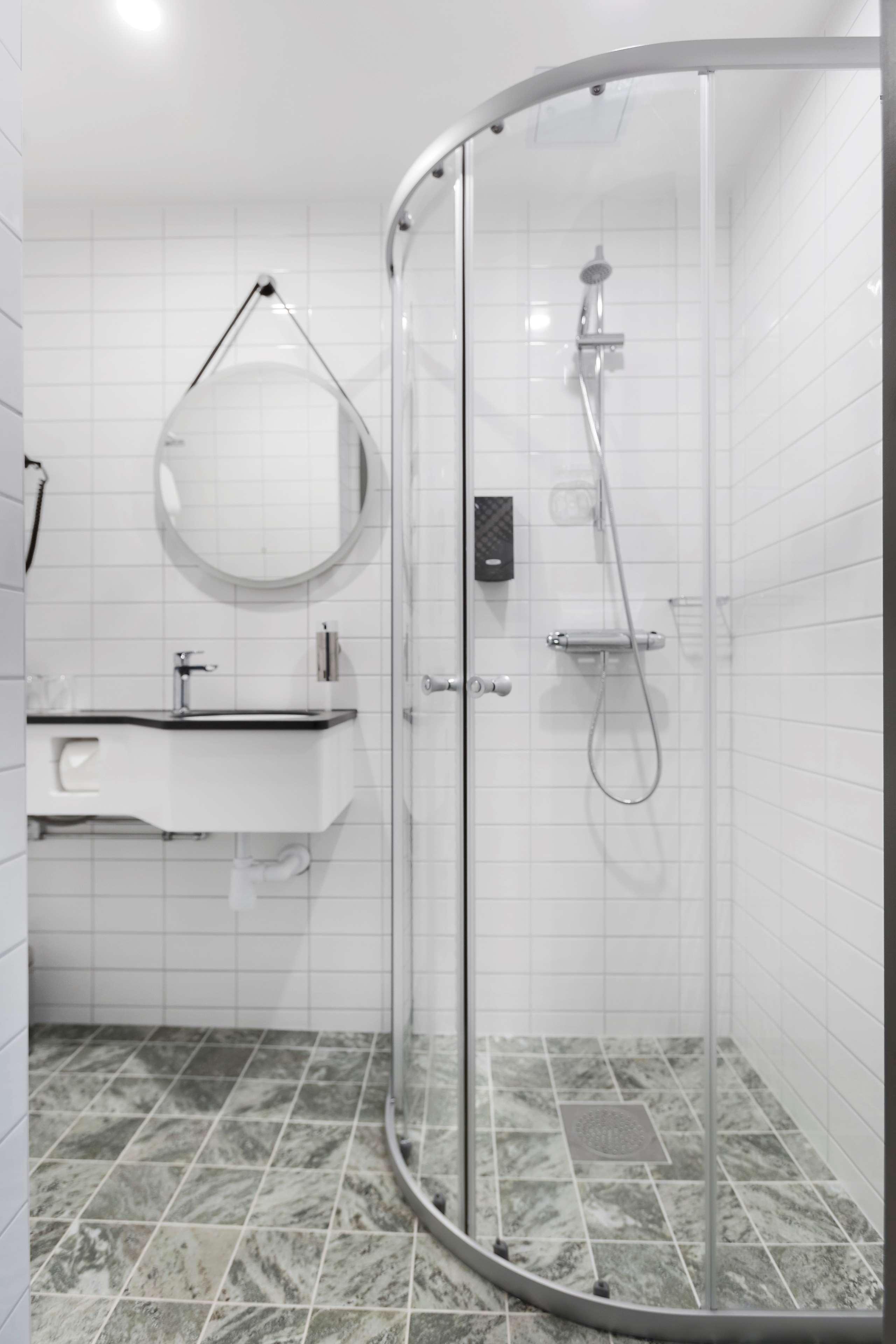Sure By Western Bromma 3*