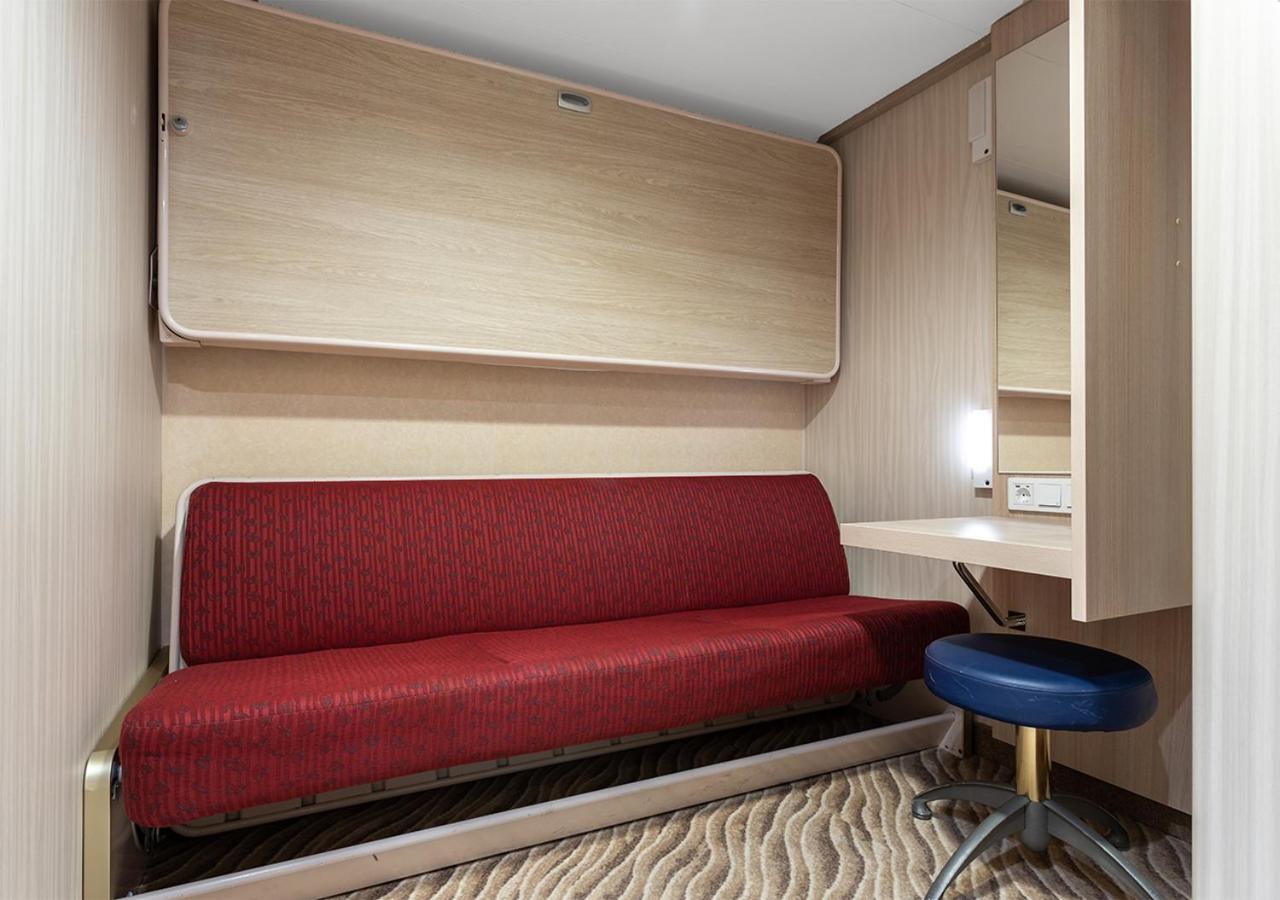 Viking Line Ferry Gabriella - 2-night Cruise Stockholm-helsinki-stockholm  *