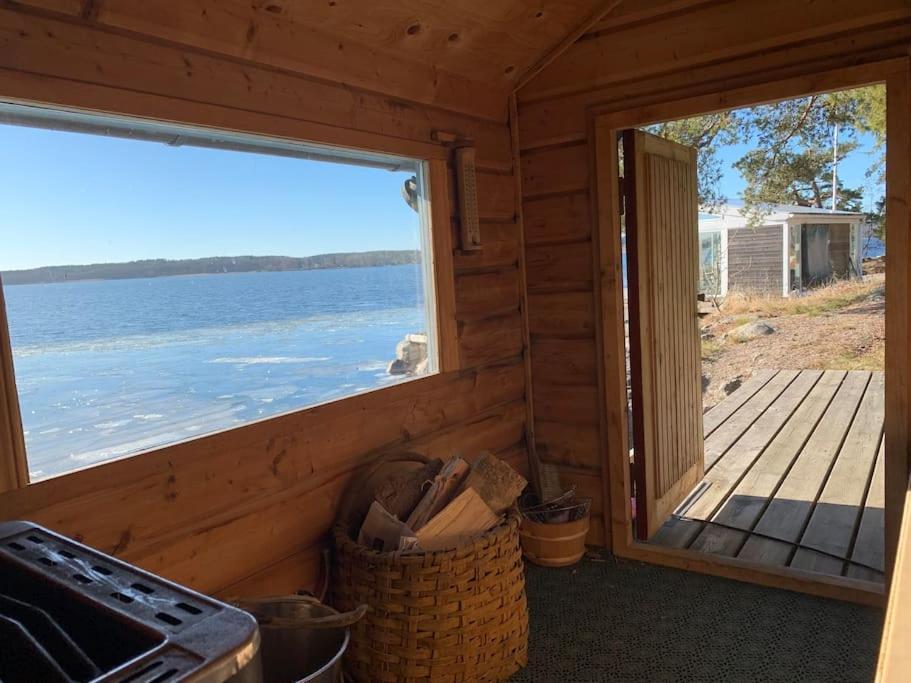 Sommarhus Pa Oe I * Stockholm