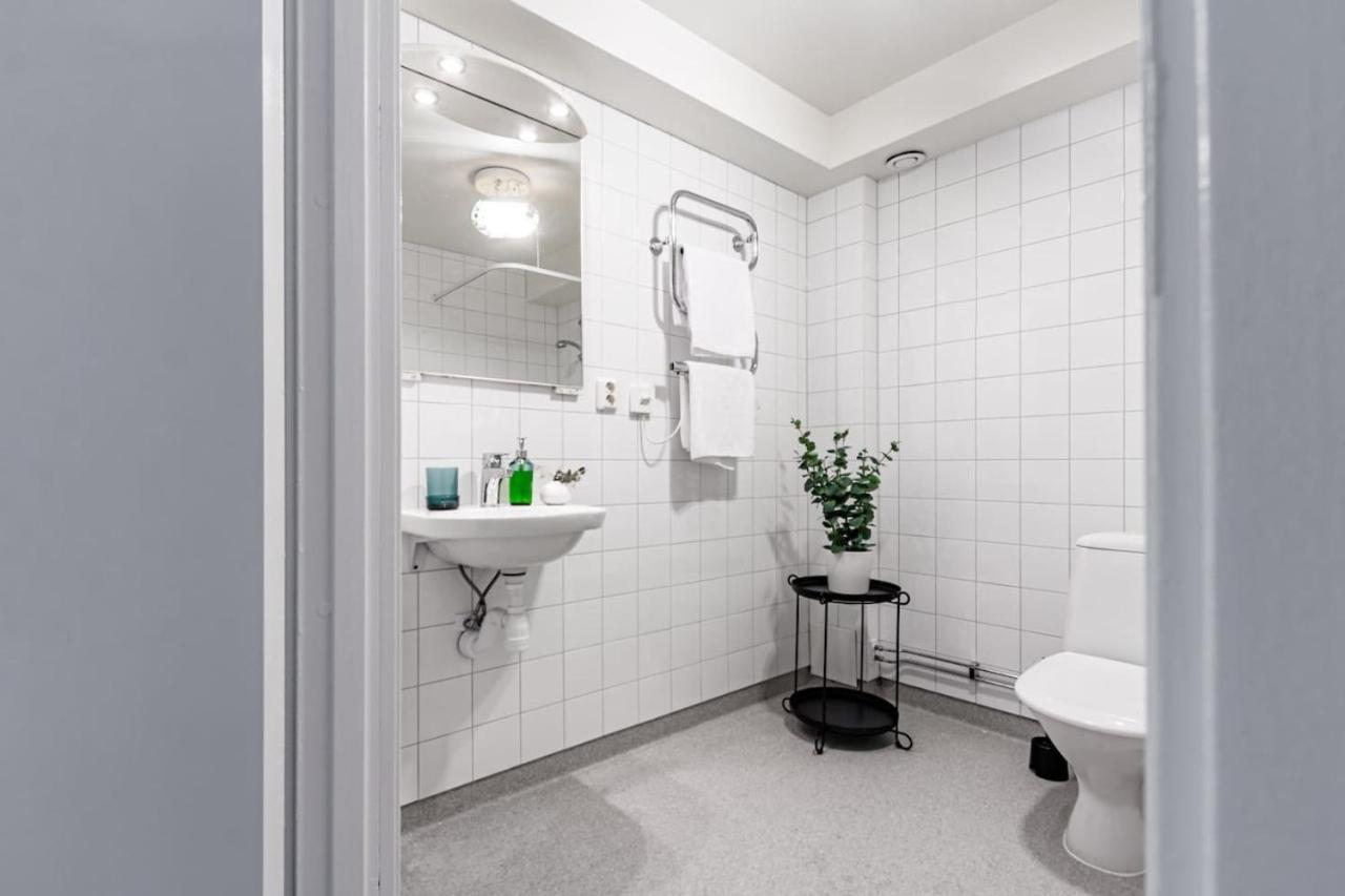 Modern Charm Stylish In Sodermalm *