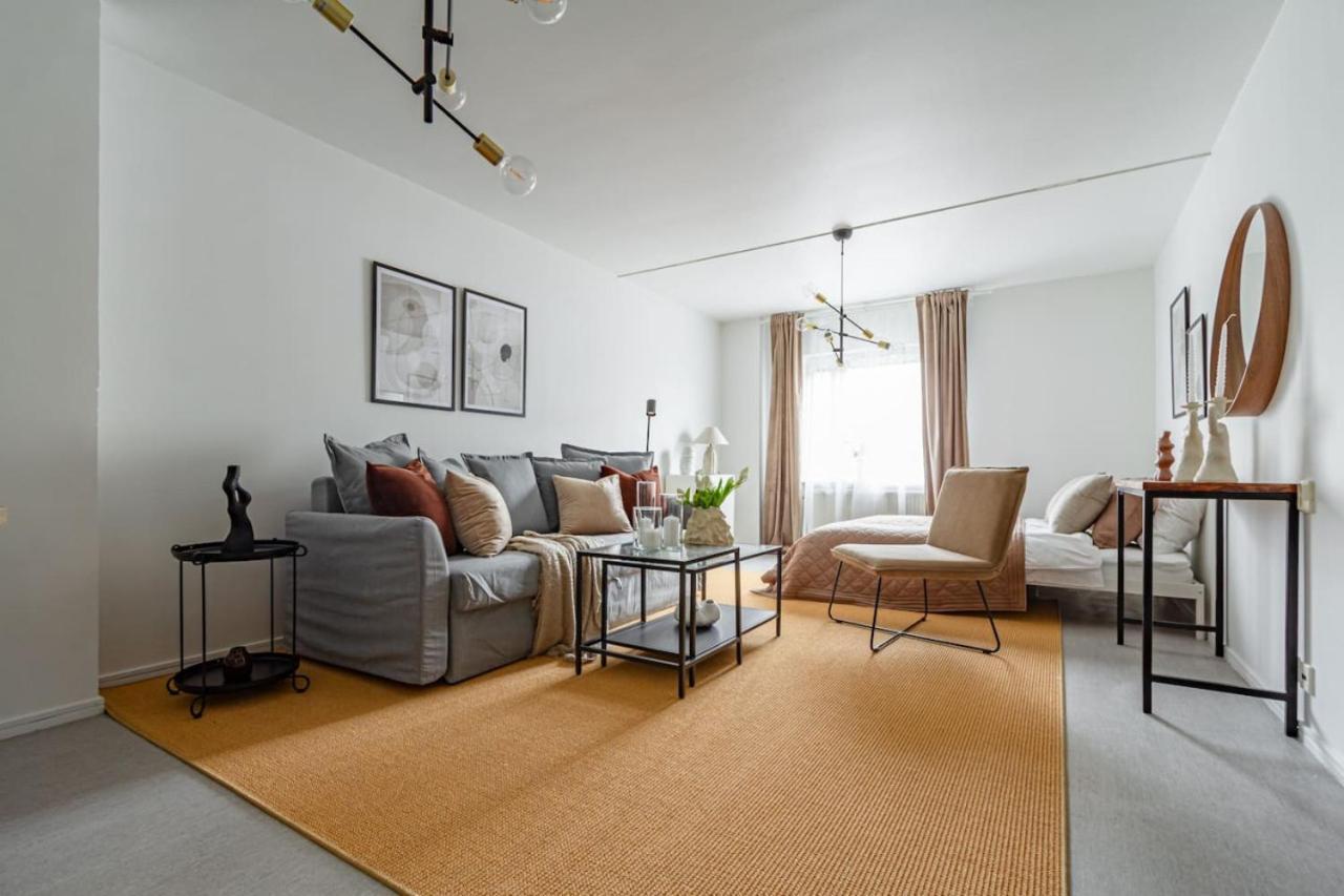 Modern Charm Stylish In Sodermalm Apartamento *