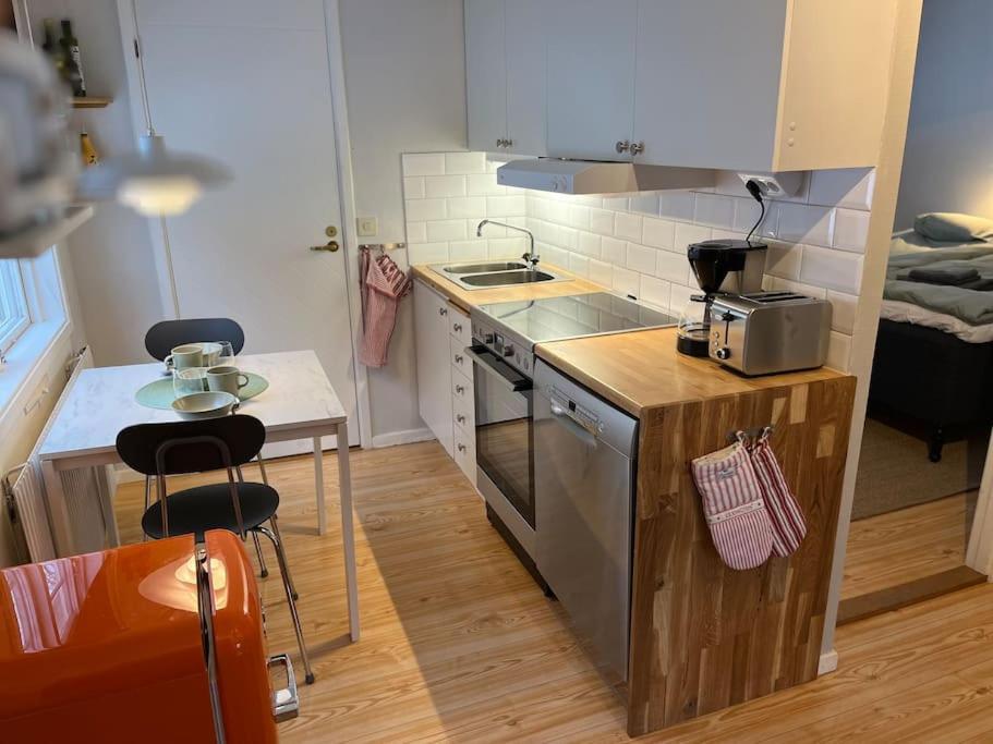 Laegenhet Med Egen Ingang Apartment
