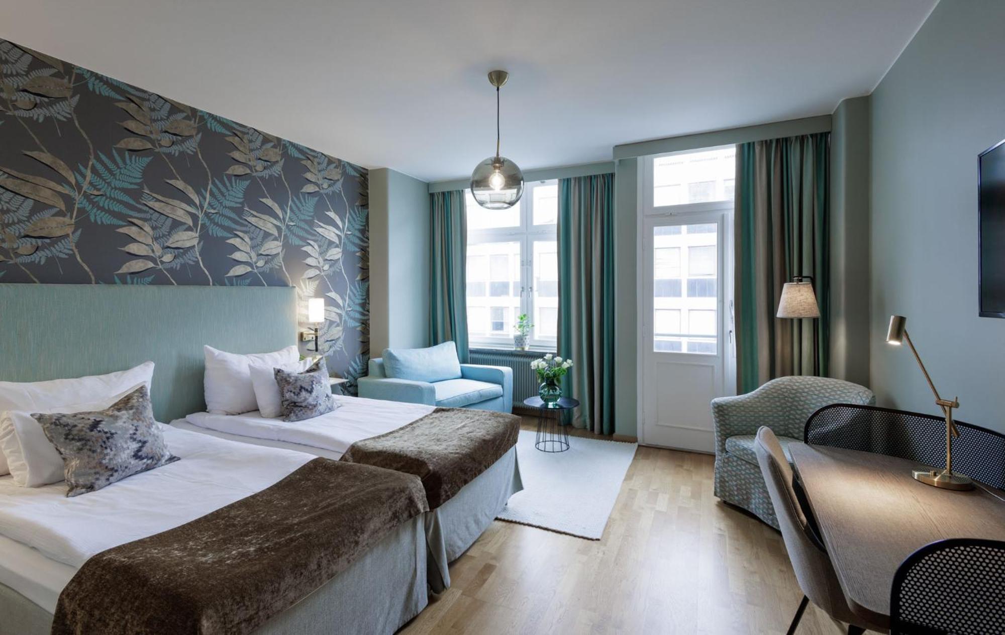 Hotel Wellington 4*