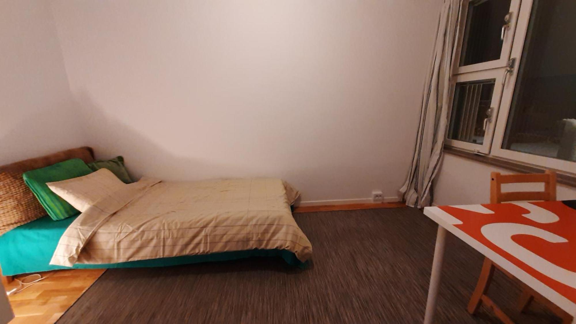 Homestay Private In Shared Lovely, Amazing, Modern +garden +bbq