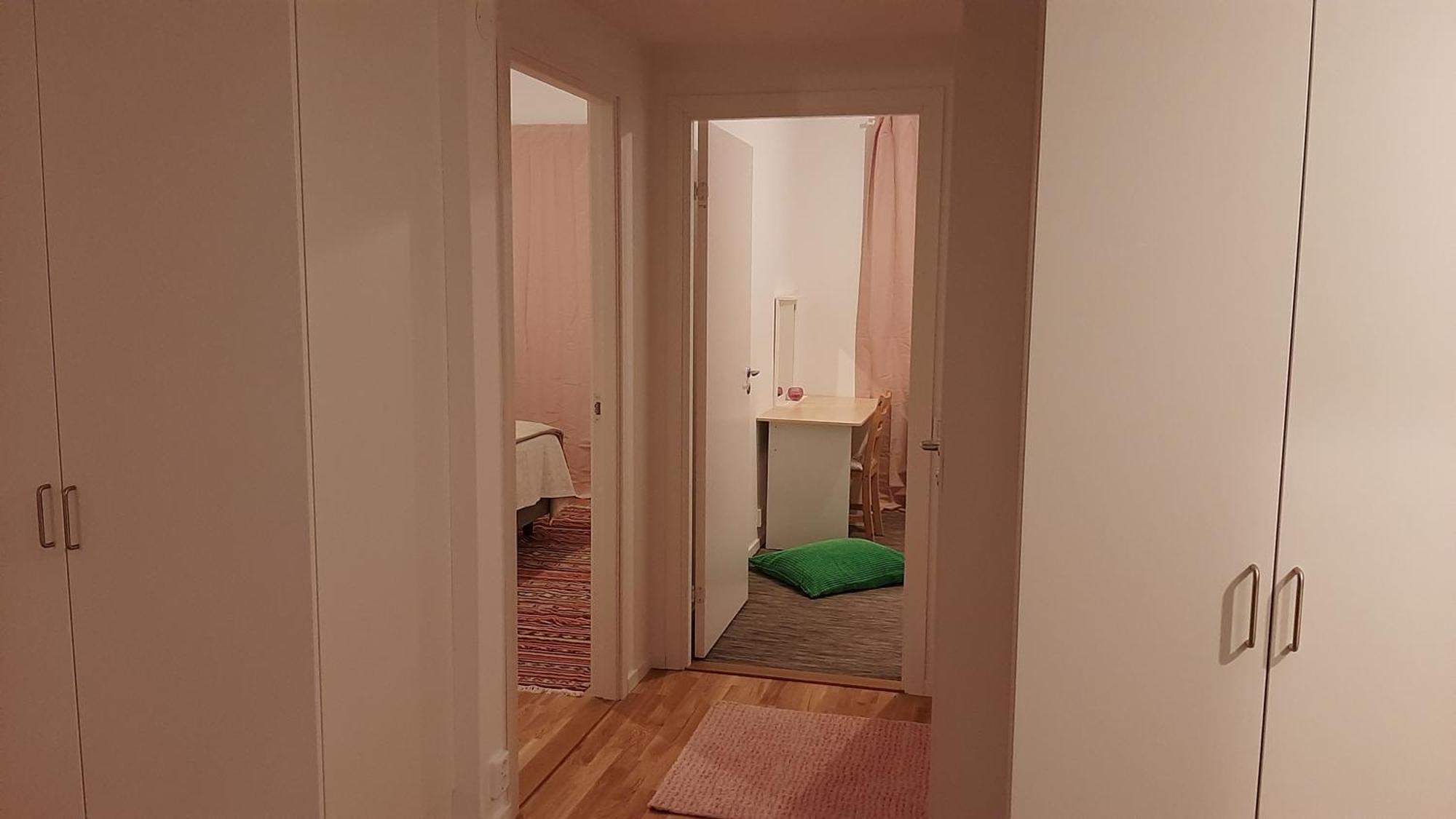 Private In Shared Lovely, Amazing, Modern +garden +bbq