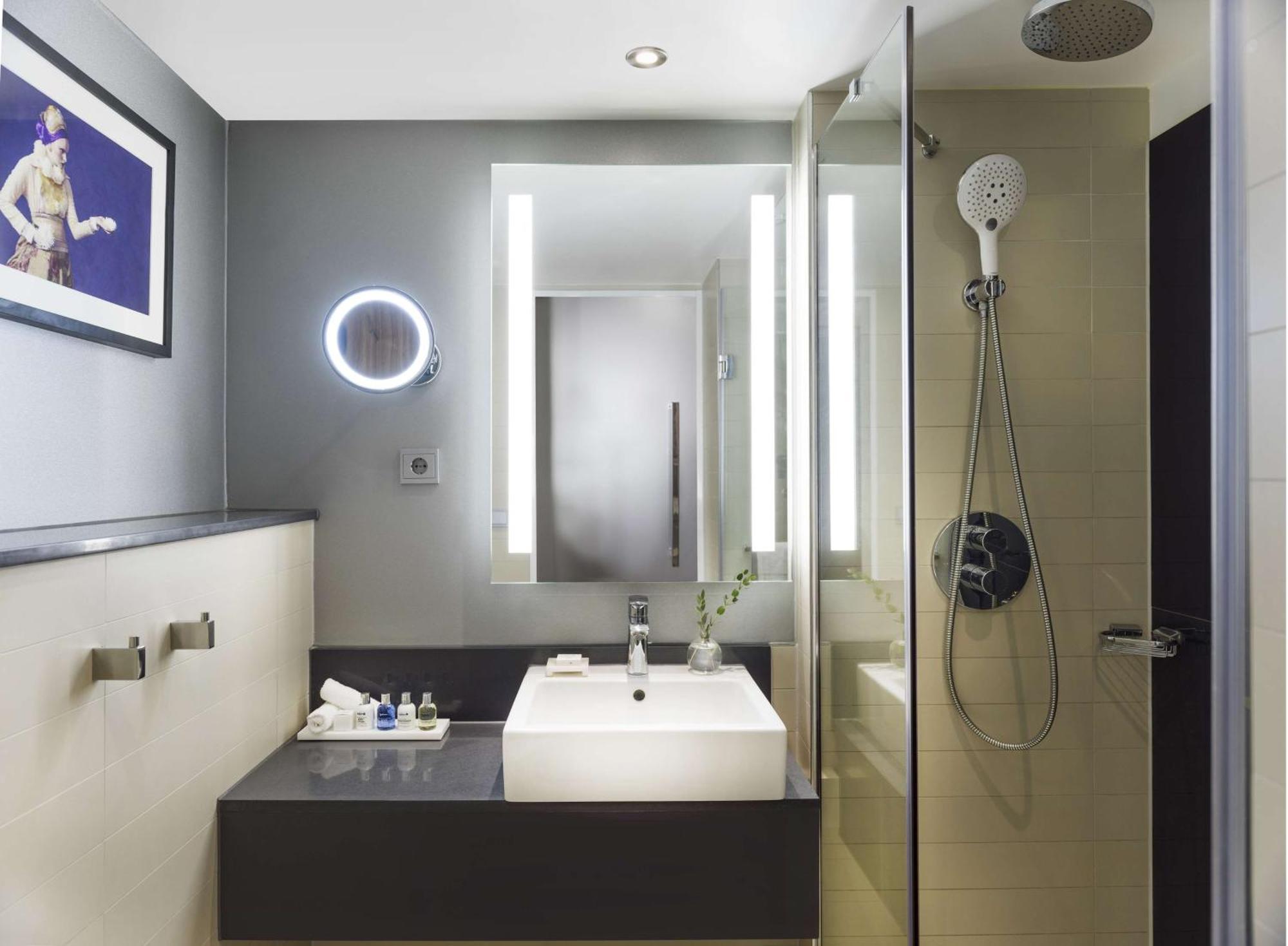 Radisson Blu Royal Viking Hotel, 4*