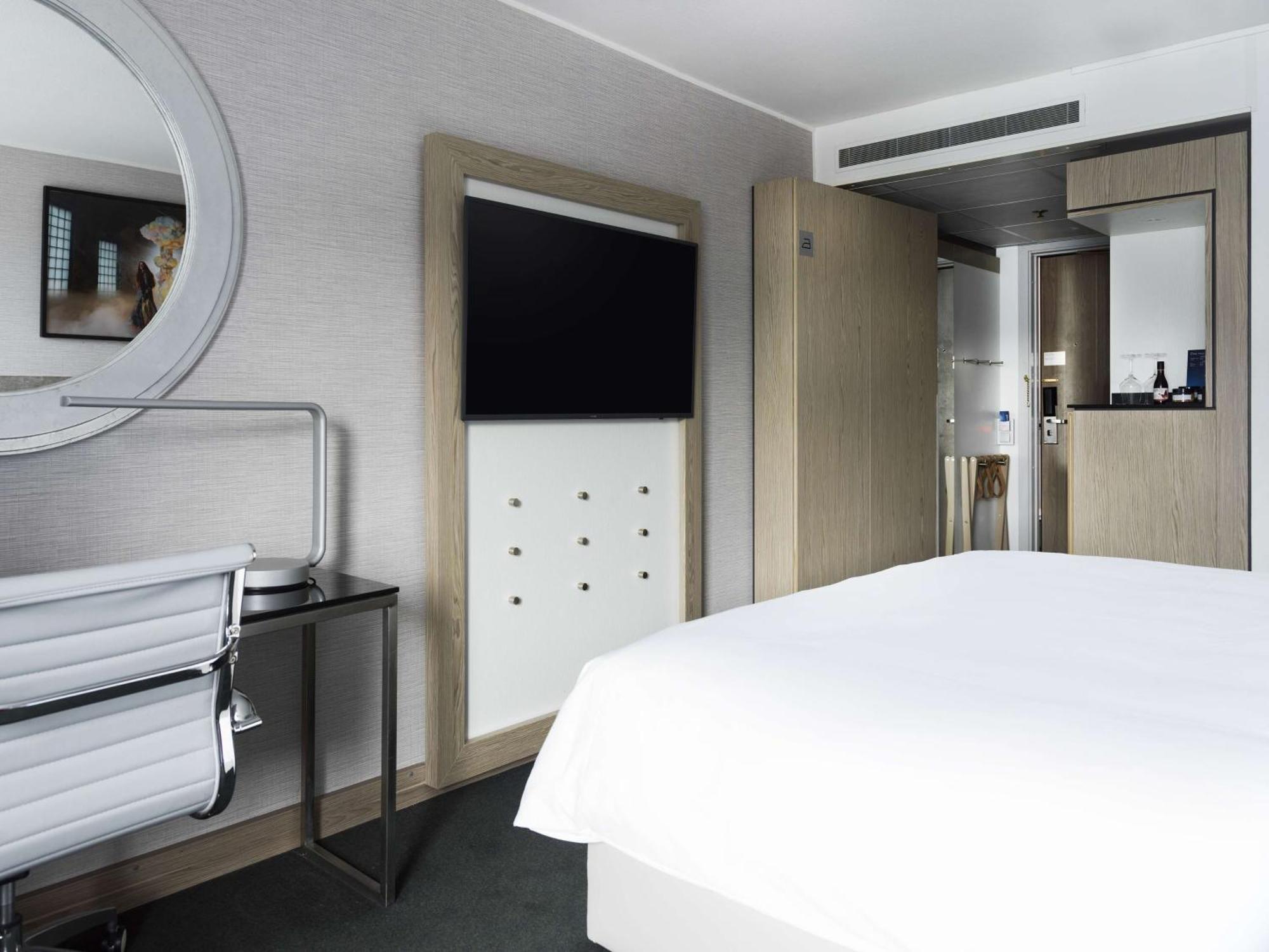 Radisson Blu Royal Viking Hotel, 4*